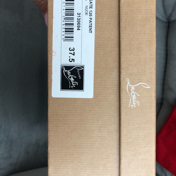 Christian Louboutin So Kate heels - Picture 16 of 16